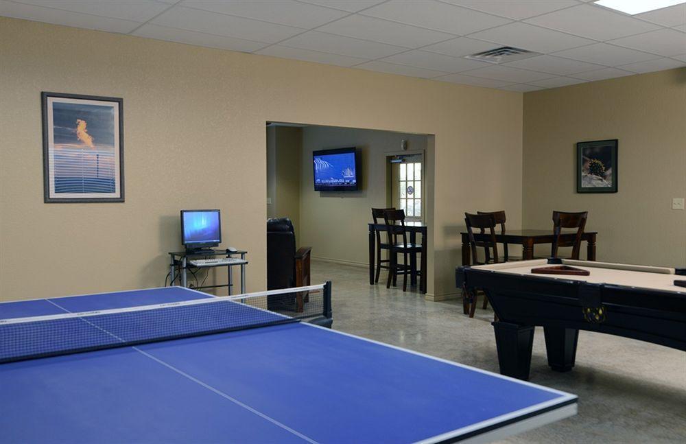 Sendero Ranch Hotel Pearsall Exterior photo